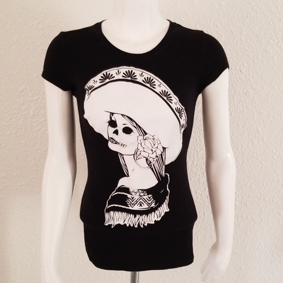 eevee Tops - Dia de los Muertos Skull Goth Punk Tee S